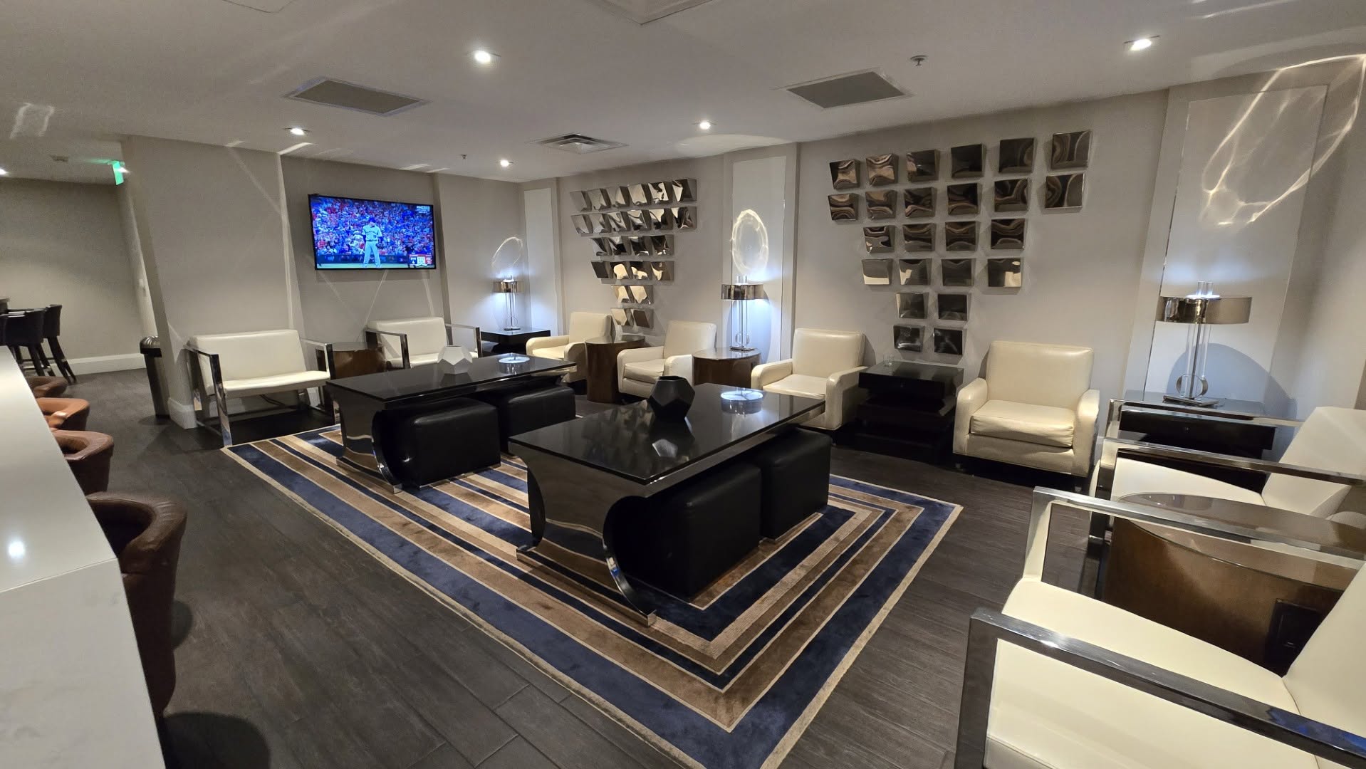 Beverly Hills Marriott - Photo 7